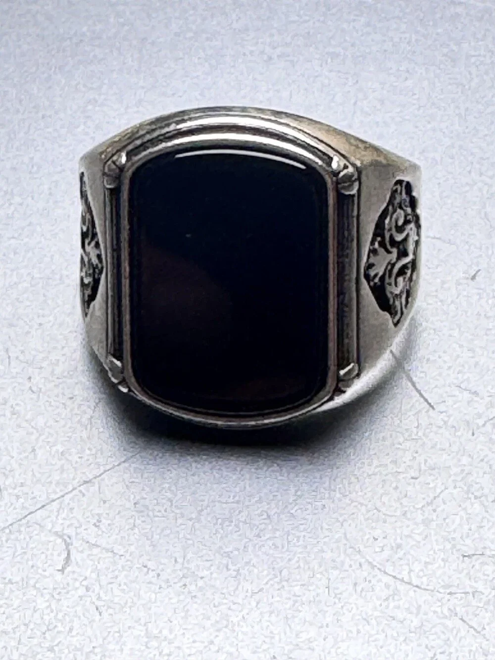 Vintage 1980s Sterling Silver Black Onyx Men's Ring Size 12 Heraldic Engraving